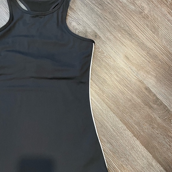 2 for $15👟 Fabletics Neve Tank - Picture 2 of 5